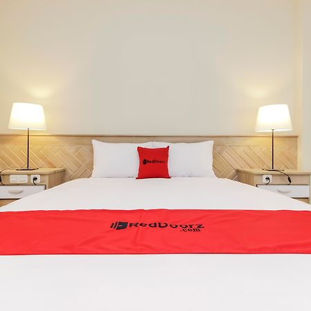 Reddoorz Premium Near Ragunan Zoo 2 Jakarta Eksteriør bilde