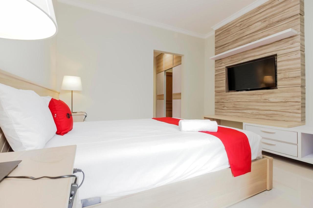 Reddoorz Premium Near Ragunan Zoo 2 Jakarta Eksteriør bilde